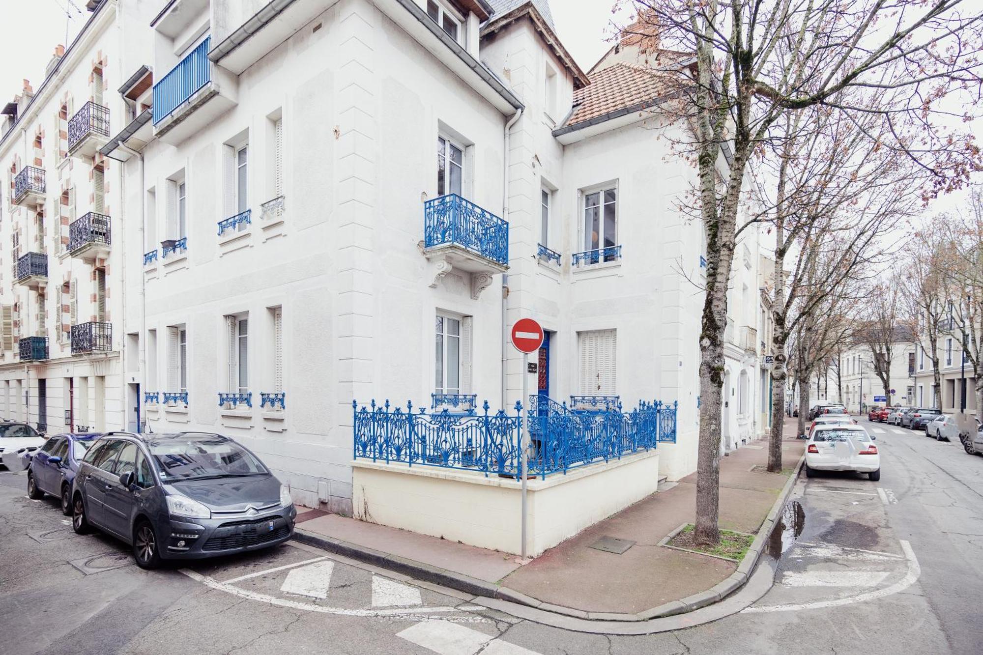 F2 Un Dimanche A Vichy Villa Marie Celine Luaran gambar